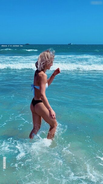Celine Chiara Schumer Nude Leaks Photo 10