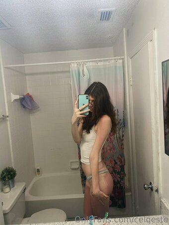 celqeste / extra_celestial Nude Leaks OnlyFans Photo 28