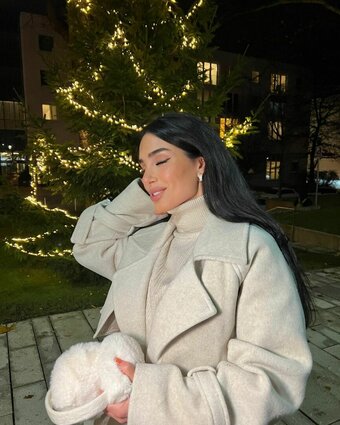 Cemre Felekoglu / cemre.fe Nude Leaks Photo 2