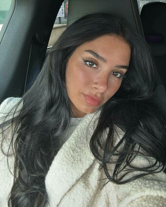 Cemre Felekoglu / cemre.fe Nude Leaks Photo 4