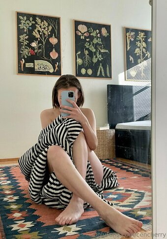 cencherry Nude Leaks Photo 27