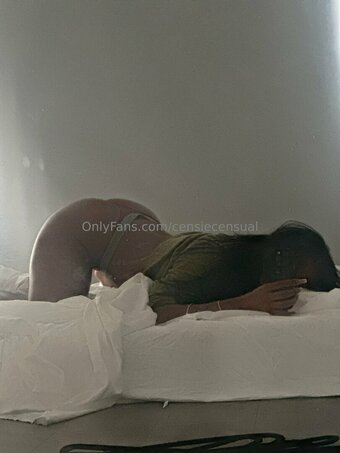 censiecensual Nude Leaks Photo 24