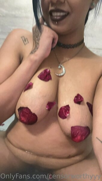 censorworthyyy Nude Leaks Photo 2