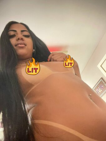 Chaaay / Chaaayiluminada / chaaya23 / chayaaywa Nude Leaks OnlyFans Photo 1
