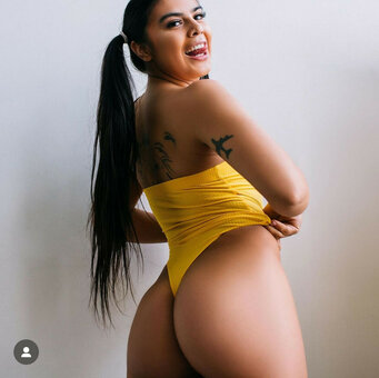 chamonaaaa Nude Leaks OnlyFans Photo 4