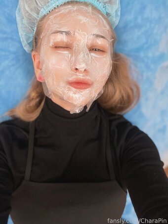 CharaPin Nude Leaks Photo 10