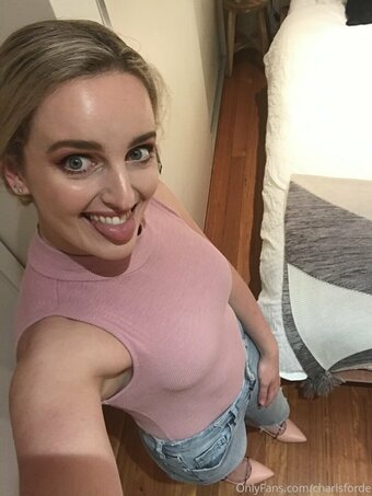 charlsforde Nude Leaks Photo 4