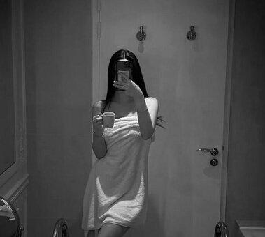 Chatingless Nude Leaks Photo 2