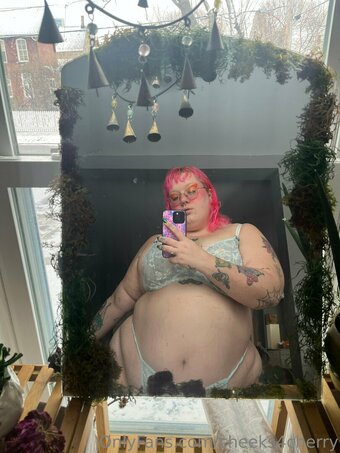 cheeks4cherry Nude Leaks Photo 23