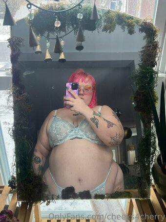 cheeks4cherry Nude Leaks Photo 25