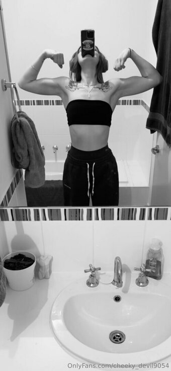 cheeky_devil9054 Nude Leaks Photo 10