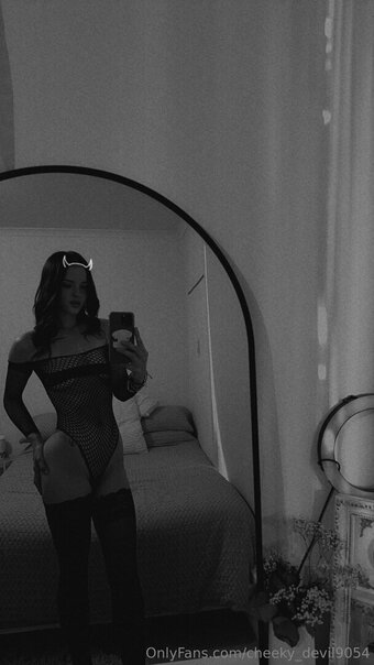 cheeky_devil9054 Nude Leaks Photo 19