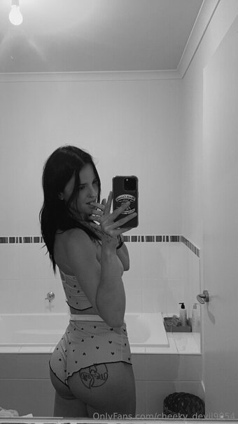 cheeky_devil9054 Nude Leaks Photo 25