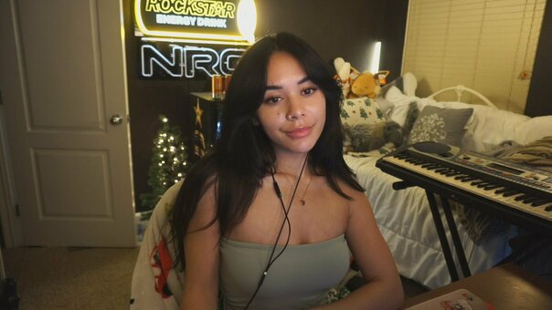 Chellchee Nude Leaks Photo 24