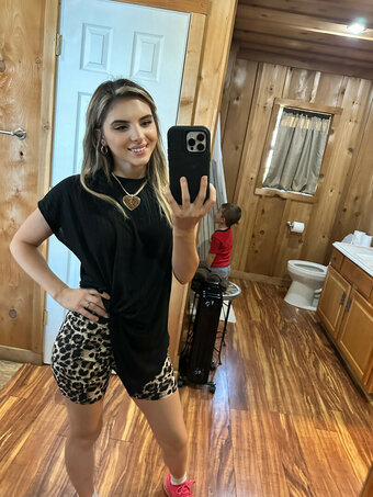 Chelsie Deville / Itschelsiedeville Nude Leaks Photo 12