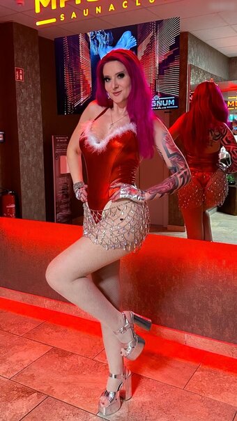 Cherry Berlin / cherry.berlin Nude Leaks OnlyFans Photo 22