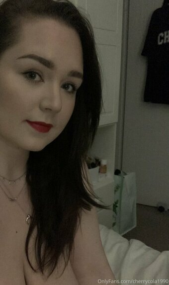 Cherry Cola / cherrycola1990 / misscolacherry Nude Leaks OnlyFans Photo 28