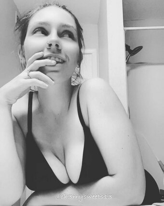 Cherry Sweets / ch3rrysweets13 / https: Nude Leaks OnlyFans Photo 19