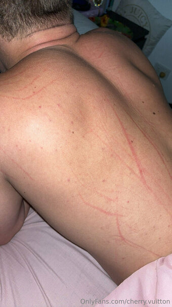 cherry.vuitton Nude Leaks Photo 12