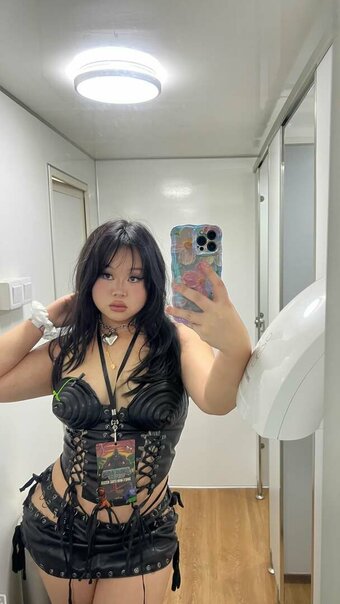 cherry6omb / Nina Feng Nude Leaks Photo 12
