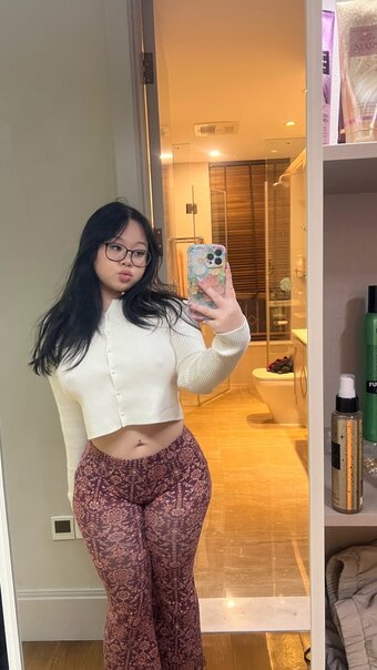 cherry6omb / Nina Feng Nude Leaks Photo 16