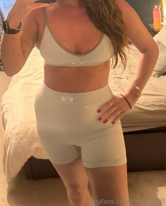 cherry8787 Nude Leaks Photo 10