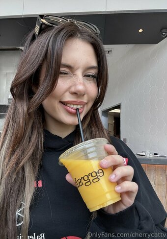 cherrycattv Nude Leaks Photo 10