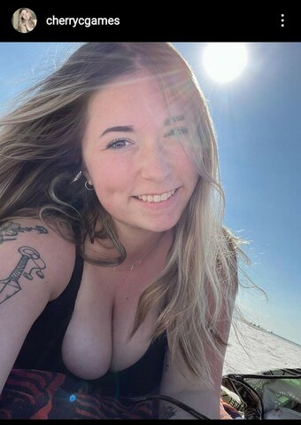 Cherrycgames / cherryygames / cookiebabigirl Nude Leaks OnlyFans Photo 16