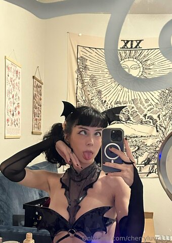 cherryluvr333 Nude Leaks Photo 14