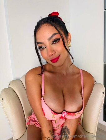 cheryllovingg Nude Leaks Photo 13
