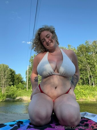 chesty_b Nude Leaks Photo 4