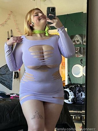 cheyennecc / Cheybxbbles / cheyennecc_ / https: Nude Leaks OnlyFans Photo 35