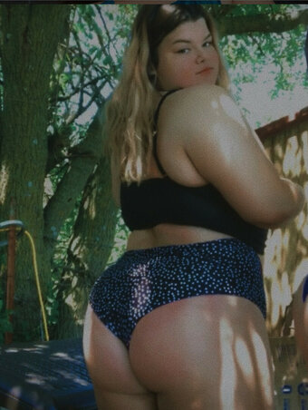 Chickynug / chickynuggs Nude Leaks OnlyFans Photo 1