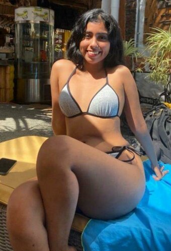 ChipHilary / Chiphilary_blog / chip_blog / https: Nude Leaks Photo 1