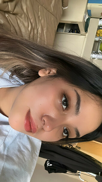 ChizzCakeee / chizzcakeee0107 / lavalunya Nude Leaks OnlyFans Photo 3