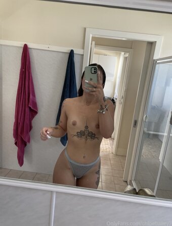 Chloebailey7 / ChloeBailey / chloe bailey / chloe_bailey23 / chloebaileyy888 / https: Nude Leaks OnlyFans Photo 4