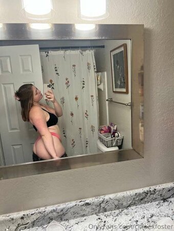 chloexfoster / https: Nude Leaks OnlyFans Photo 10