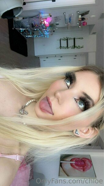 chlostar / chlostar_ny Nude Leaks OnlyFans Photo 9