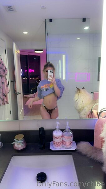 chlostar / chlostar_ny Nude Leaks OnlyFans Photo 18