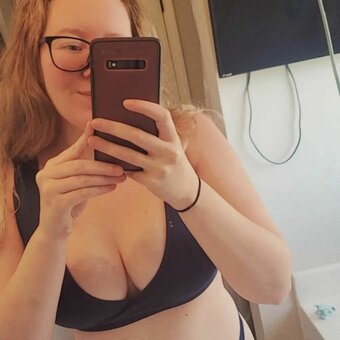 Chryred / Chryred1 / chryred18 Nude Leaks OnlyFans Photo 2