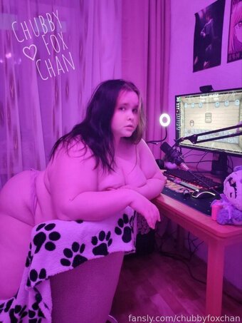 chubbyfoxchan Nude Leaks Photo 1