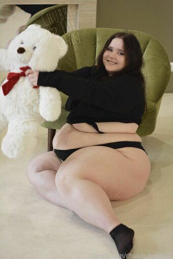 chubbyfoxchan Nude Leaks Photo 18