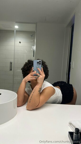 chunkysbooty Nude Leaks Photo 19