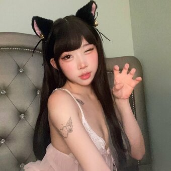 chuui.e / Diana Hyunh Nude Leaks Photo 18