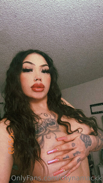 chynamackk Nude Leaks Photo 1