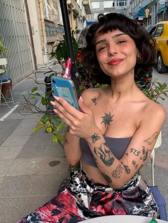 Cicigüner / ciciguner Nude Leaks Photo 1