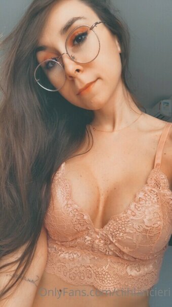 ciihlancieri Nude Leaks OnlyFans Photo 17