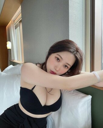 Cindeebubble Nude Leaks Photo 12