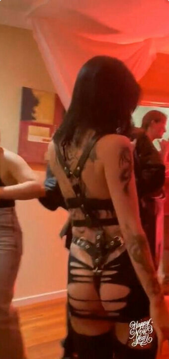 Clair Bai / _clairbai / funkynutmeg Nude Leaks Photo 9