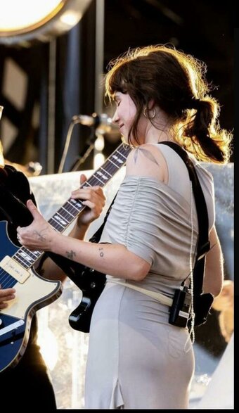 Clairo Nude Leaks Photo 6